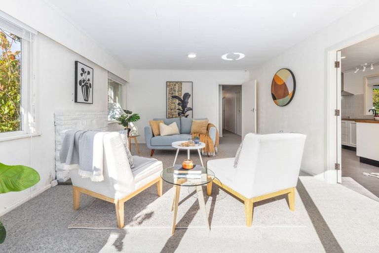 Photo of property in 22 Kaitawa Crescent, Paraparaumu, 5032