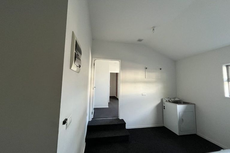 Photo of property in 292 Devon Street West, New Plymouth, 4310