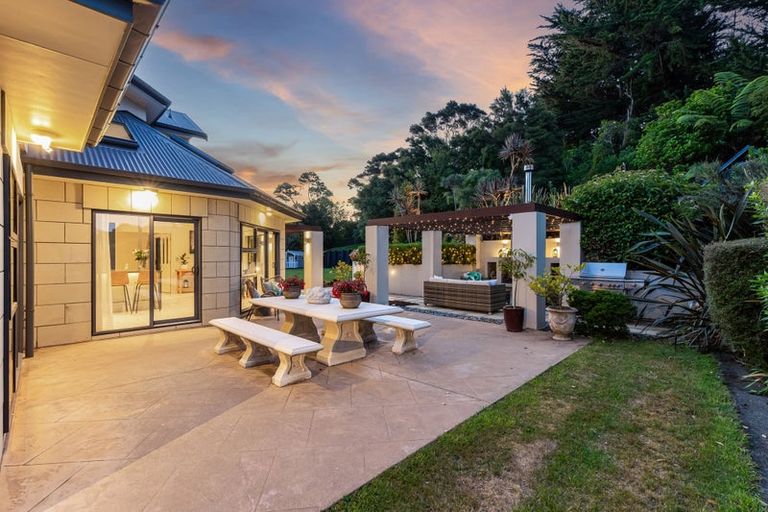 Photo of property in 501 Grays Road, Pauatahanui, Porirua, 5381