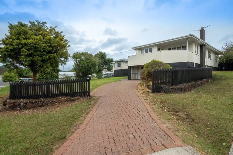 Photo of property in 43 Orams Road, Hillpark, Auckland, 2102