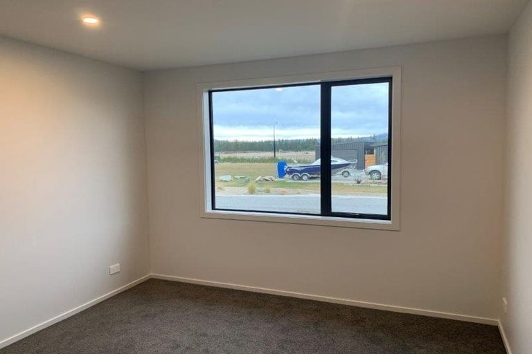 Photo of property in 1 Teal Place, Lake Hawea, Wanaka, 9382