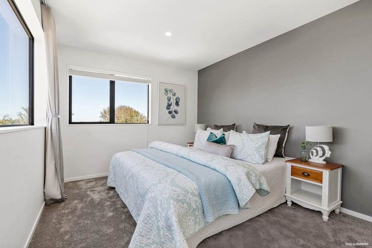 Photo of property in 8a Ringwood Street, Torbay, Auckland, 0630