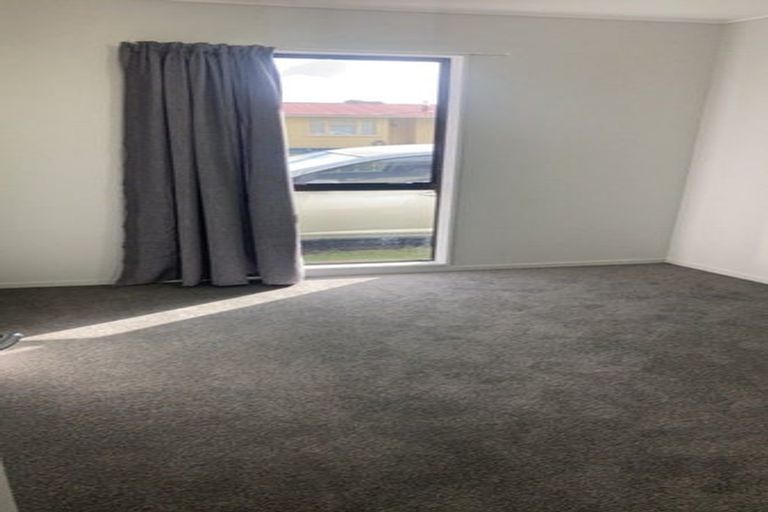 Photo of property in 11 Balmoral Street, Levin, 5510