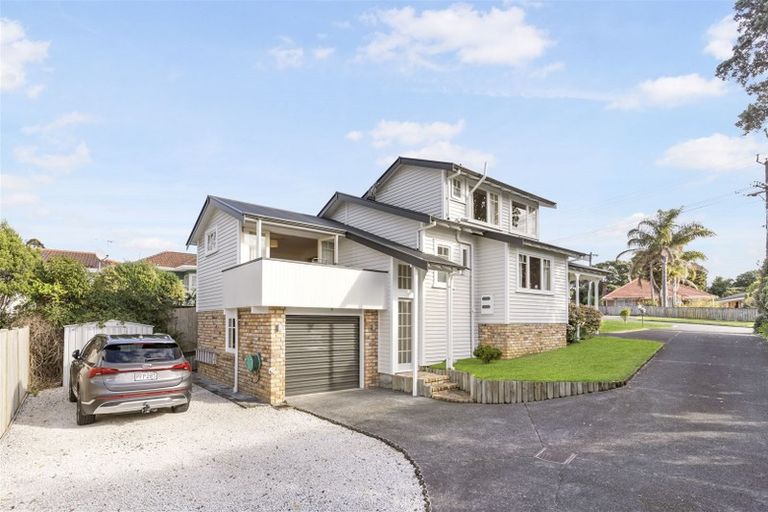 Photo of property in 1/49 Sale Street, Cockle Bay, Auckland, 2014