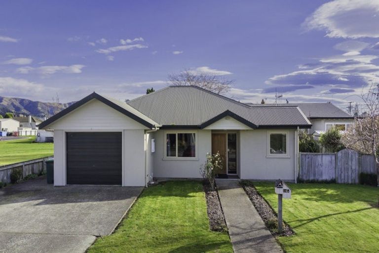 Photo of property in 14a Innes Street, Waimate, 7924