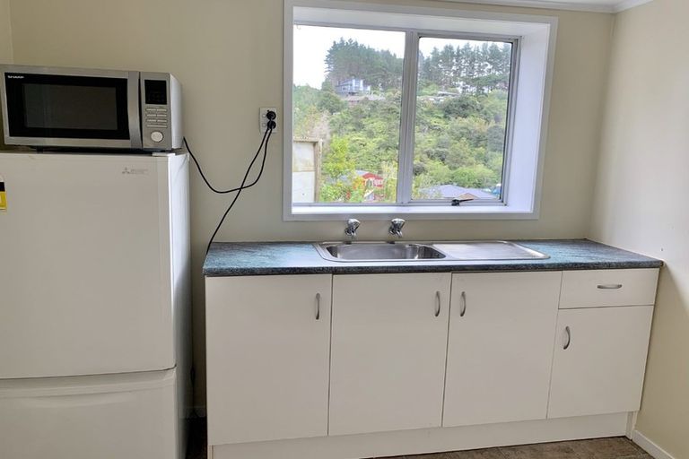 Photo of property in 65 Stillwater Crescent, Stillwater, Silverdale, 0993