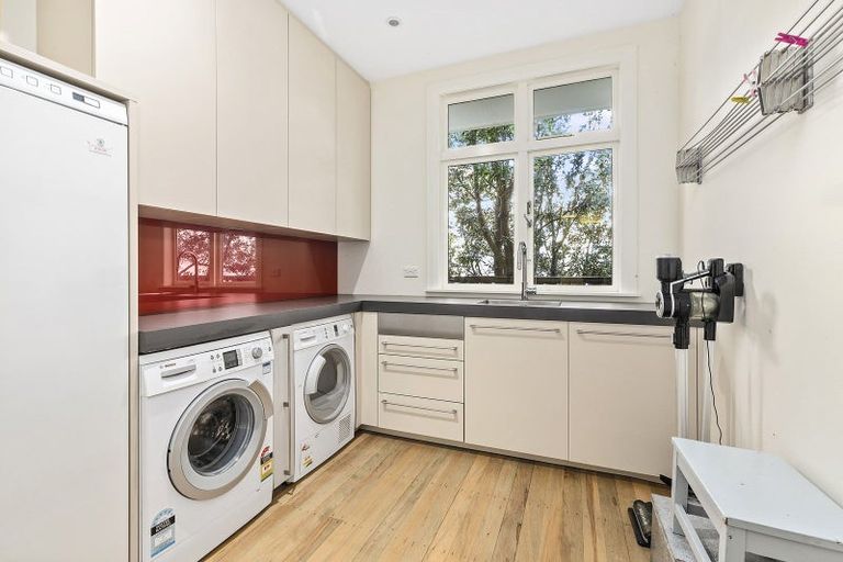 Photo of property in 59 Hector Street, Seatoun, Wellington, 6022