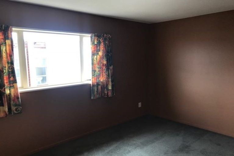 Photo of property in 42a Picton Avenue, Riccarton, Christchurch, 8011