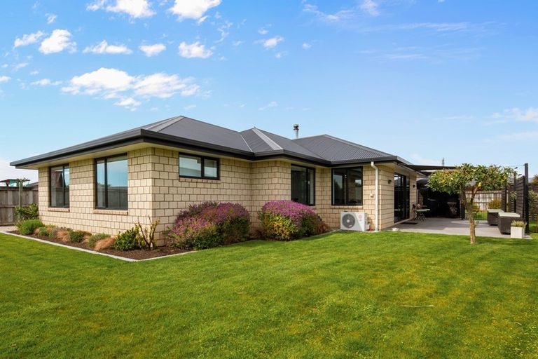 Photo of property in 17 Algarve Close, Blenheim, 7201