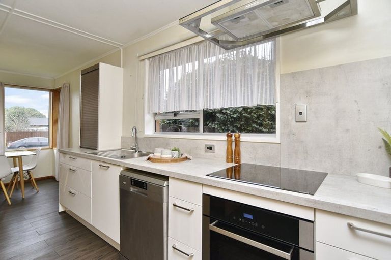 Photo of property in 20 Dufek Crescent, Wigram, Christchurch, 8042