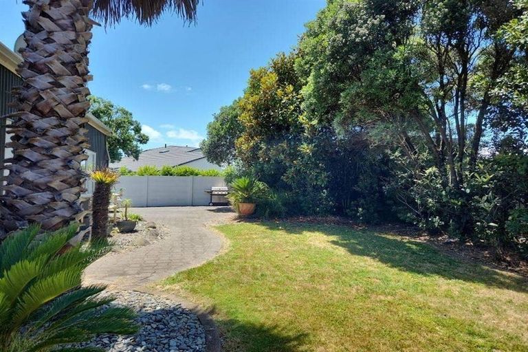 Photo of property in 379a Oceanbeach Road, Mount Maunganui, 3116