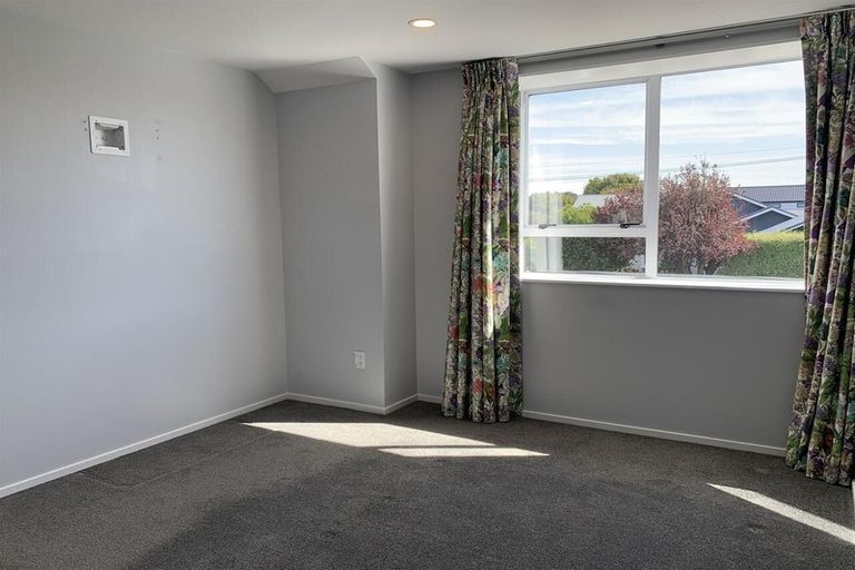 Photo of property in 38 Normans Road, Strowan, Christchurch, 8052