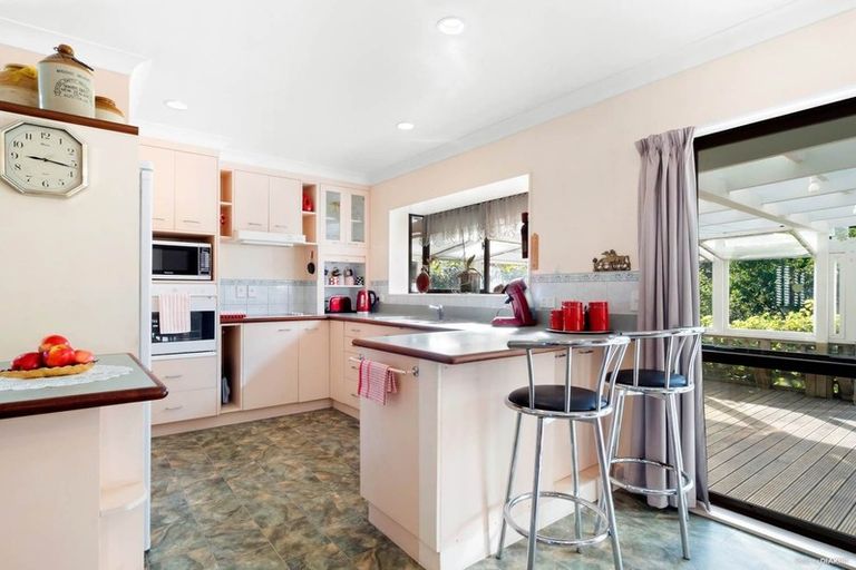 Photo of property in 36 Constable Road, Waiuku, 2123