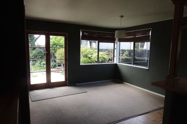 Photo of property in 74 Atherfold Crescent, Greenmeadows, Napier, 4112