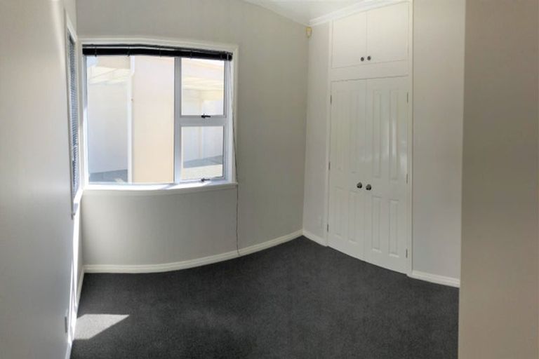 Photo of property in 140 Cashmere Avenue, Khandallah, Wellington, 6035