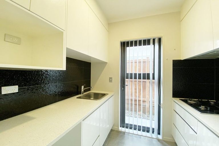 Photo of property in 31 Carrickdawson Drive, Flat Bush, Auckland, 2019