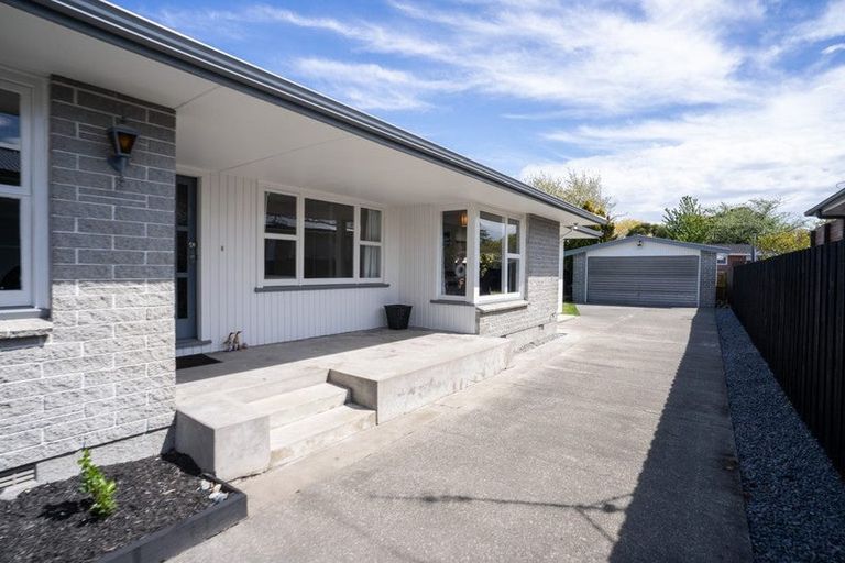 Photo of property in 35 Dunster Street, Burnside, Christchurch, 8053