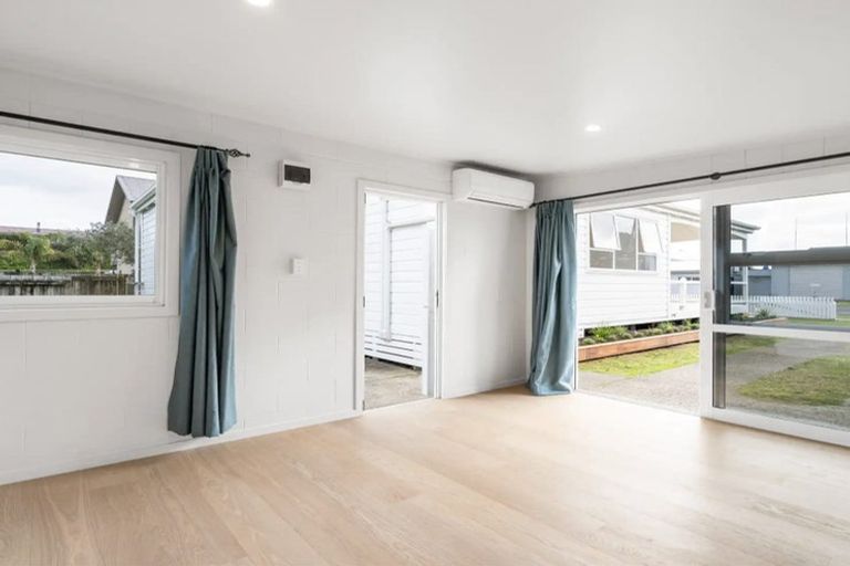 Photo of property in 2 Tokoroa Road, Tairua, 3508