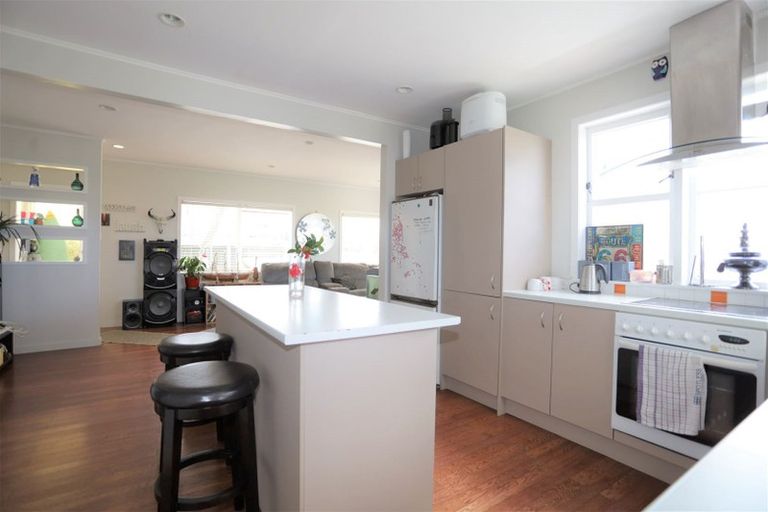 Photo of property in 78 Arran Road, Browns Bay, Auckland, 0630