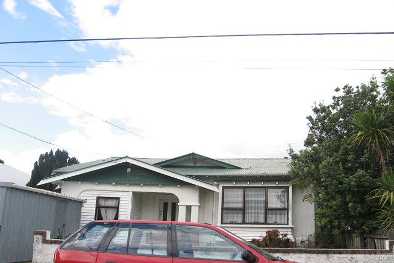 Photo of property in 22 Britannia Street, Petone, Lower Hutt, 5012