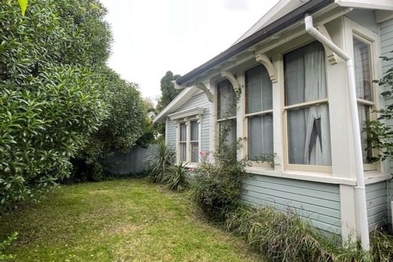 Photo of property in 18b Dampier Street, Woolston, Christchurch, 8023