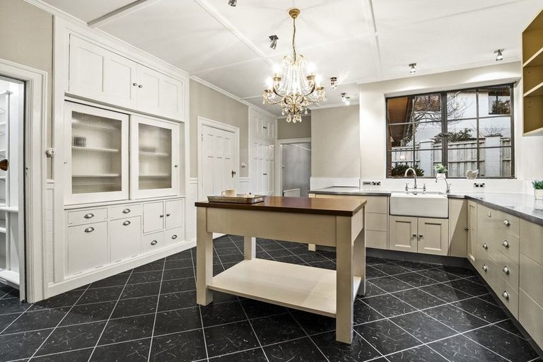 Photo of property in 14 Sheen Street, Roslyn, Dunedin, 9010