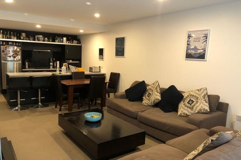 Photo of property in 5g/1 Hanson Street, Mount Cook, Wellington, 6021