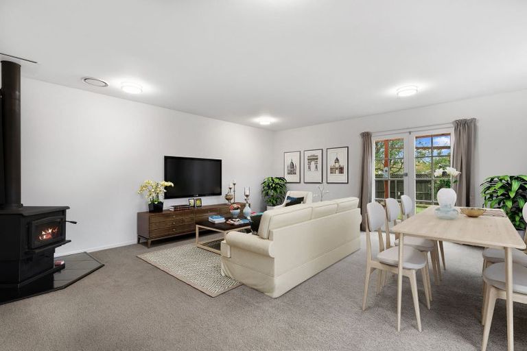 Photo of property in 37 Queens Avenue, Waikuku Beach, 7402