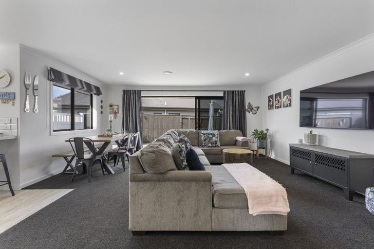 Photo of property in 12 Peckham Lane, Ashhurst, 4810