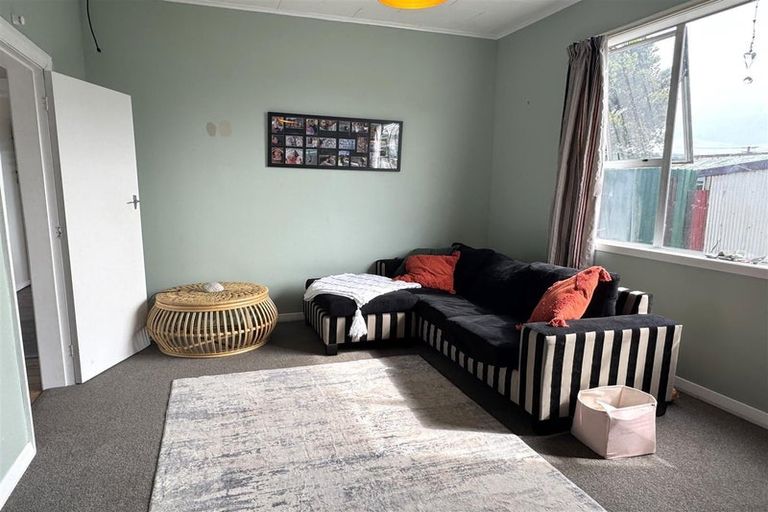 Photo of property in 72 Packers Quay, Blaketown, Greymouth, 7805