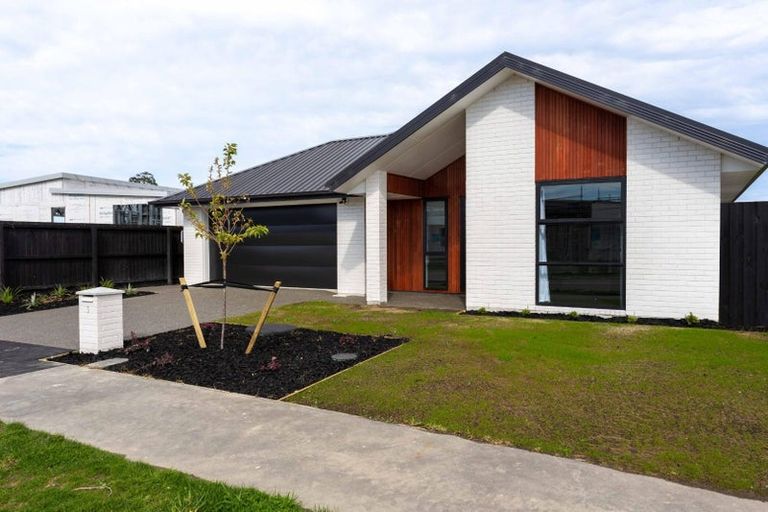 Photo of property in 3 Storr Close, Halswell, Christchurch, 8025