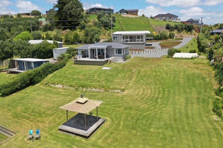 Photo of property in 249 Cove Road, Waipu, 0582