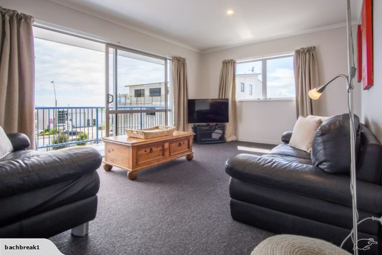 Photo of property in 138 Molesworth Street, Taita, Lower Hutt, 5011