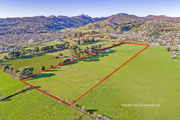 Photo of property in 250 Cashmere Road, Westmorland, Christchurch, 8025