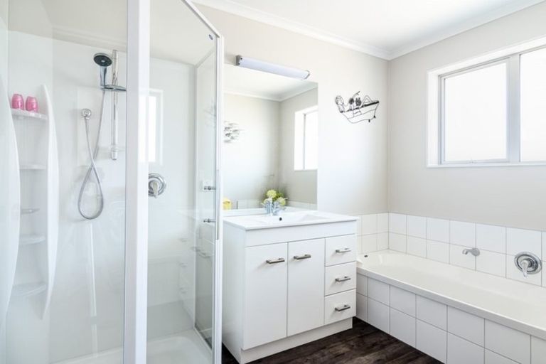 Photo of property in 10 Kakariki Lane, Motueka, 7120