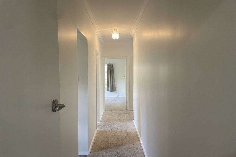 Photo of property in 22 Duncan Street, Tawa, Wellington, 5028