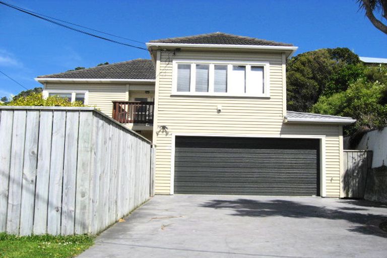 Photo of property in 23 Clutha Avenue, Khandallah, Wellington, 6035