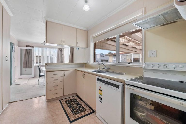 Photo of property in 50 Cutfield Street, Inglewood, 4330