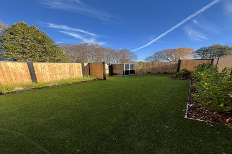 Photo of property in 1/9 Matata Place, Dallington, Christchurch, 8061