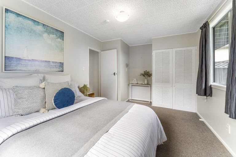 Photo of property in 66 Martin Road, Paraparaumu Beach, Paraparaumu, 5032