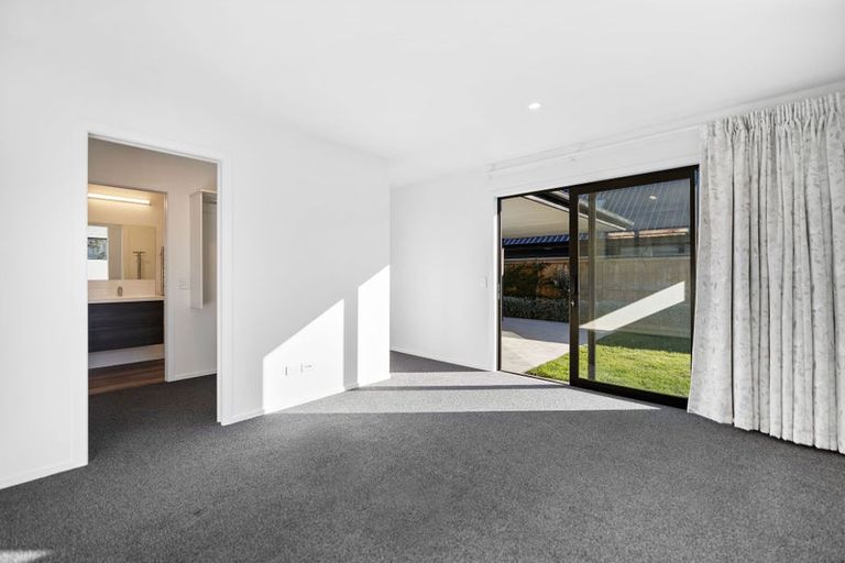 Photo of property in 18 Crop Street, Jacks Point, 9371