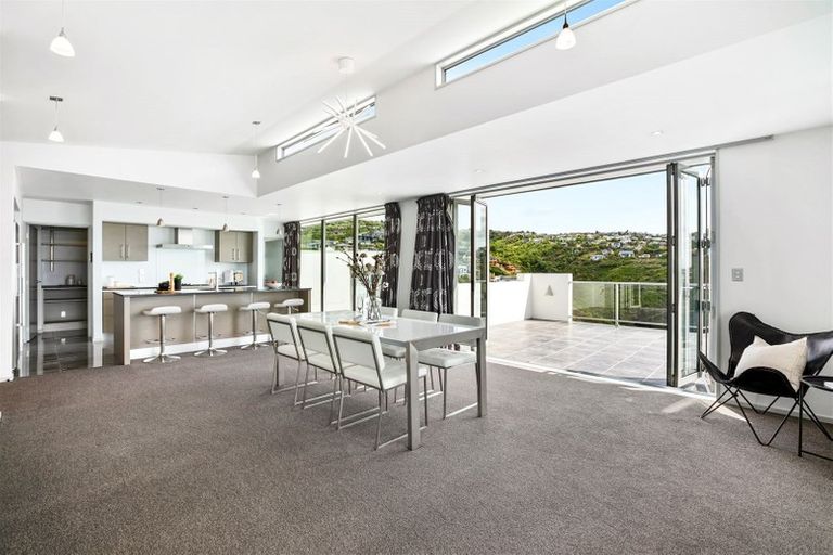 Photo of property in 4 Gazelle Lane, Redcliffs, Christchurch, 8081