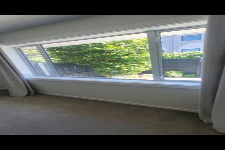 Photo of property in 2/19 Hewitts Road, Merivale, Christchurch, 8014