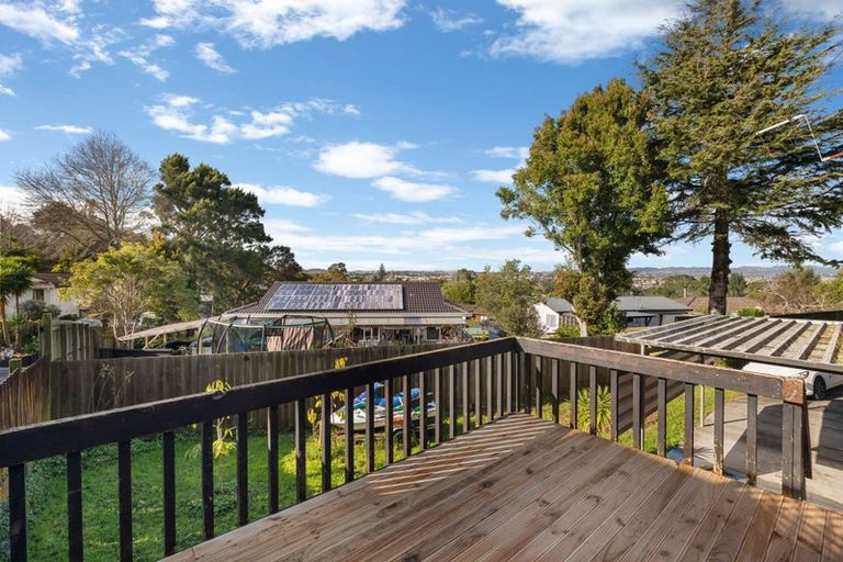 Photo of property in 2/16 Sarajevo Place, Massey, Auckland, 0614