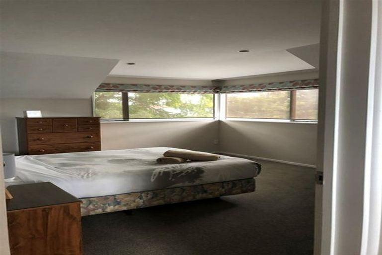 Photo of property in 2/165 Peverel Street, Riccarton, Christchurch, 8041