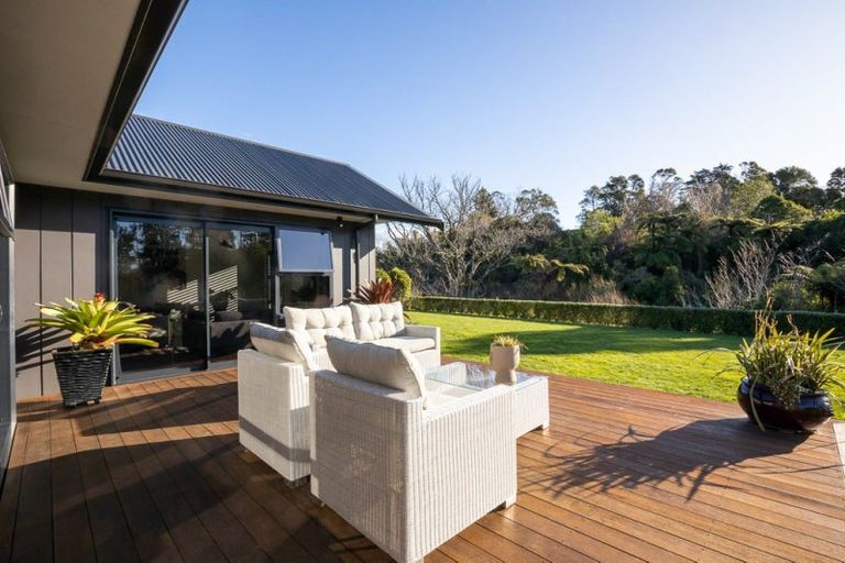 Photo of property in 10 Pike Place, Ferndale, New Plymouth, 4310