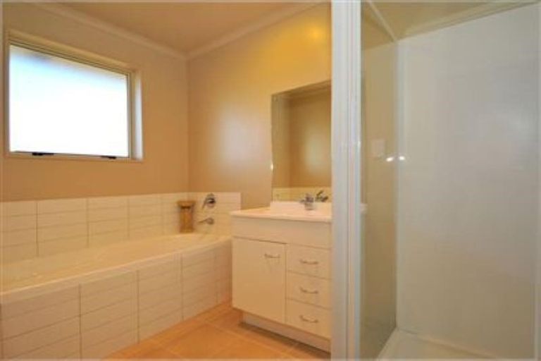 Photo of property in 24 Carol Lee Place, Albany Heights, Auckland, 0632