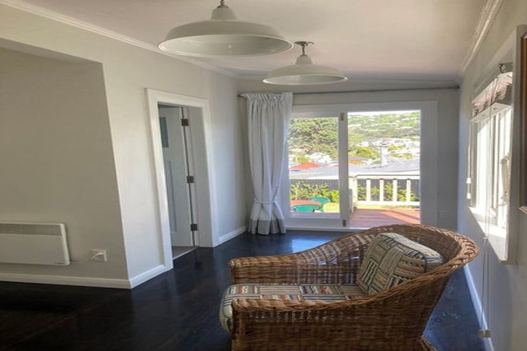 Photo of property in 9 Herald Terrace, Berhampore, Wellington, 6023