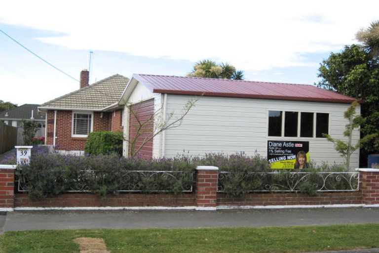 Photo of property in 39 Ravenna Street, Avonhead, Christchurch, 8042