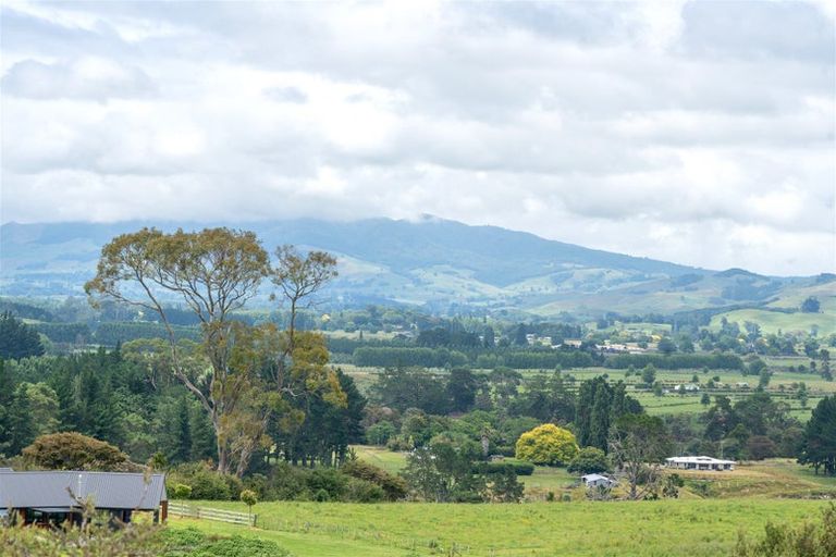 Photo of property in 1/165 Smart Road, Cambridge, 3496